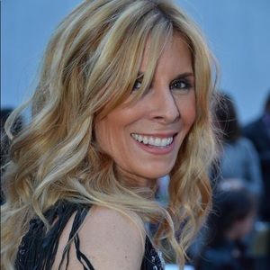 Meet your Posher, Joni